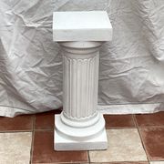 Vintage white plaster column dimension: H-73.5 cm-L-30cm-