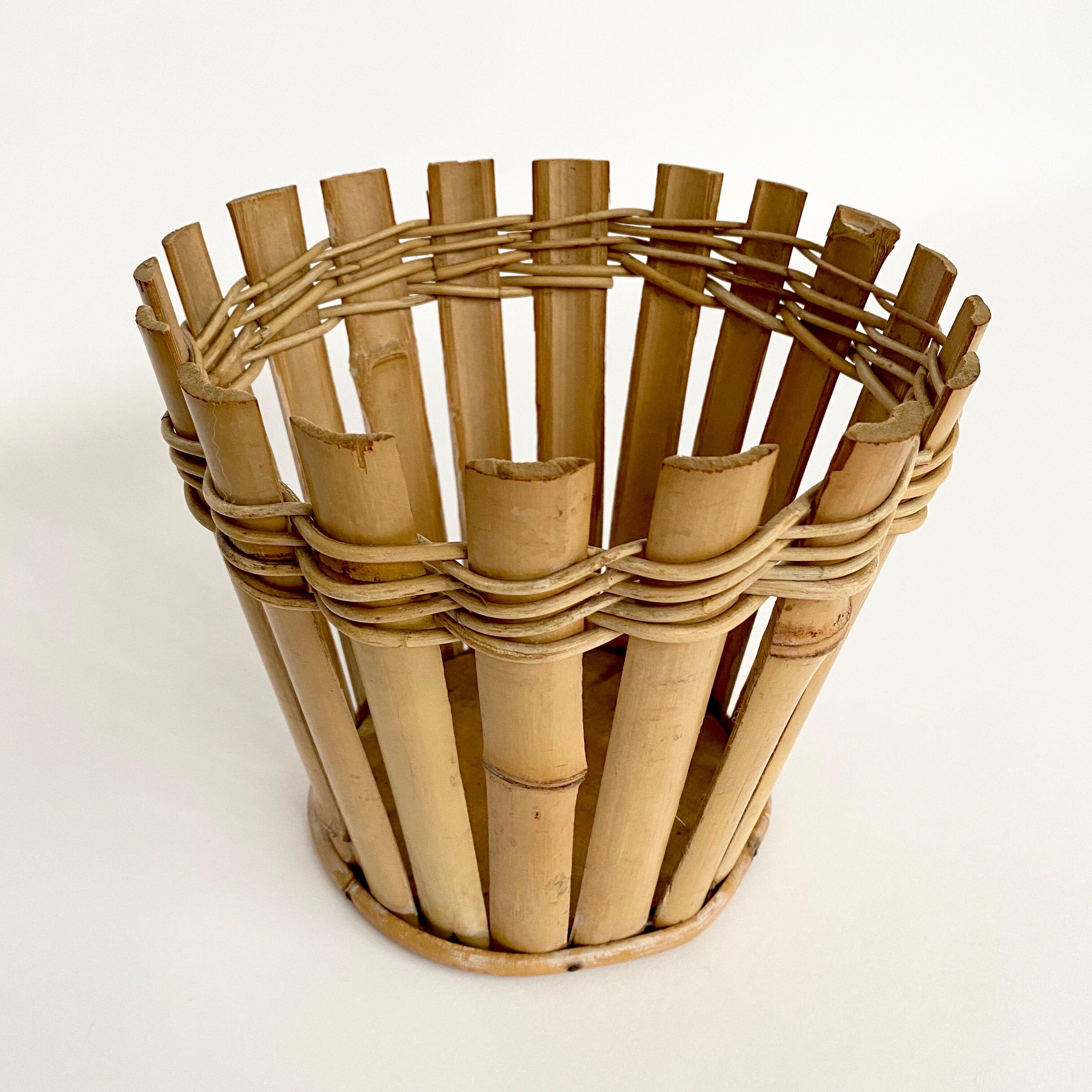 Bamboo and rattan pot cover