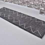 Tapis décoratif ancien en pompons sku 3826