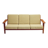 3 seater sofa by Hans Wegner for Getama, modell GE 290 in teak