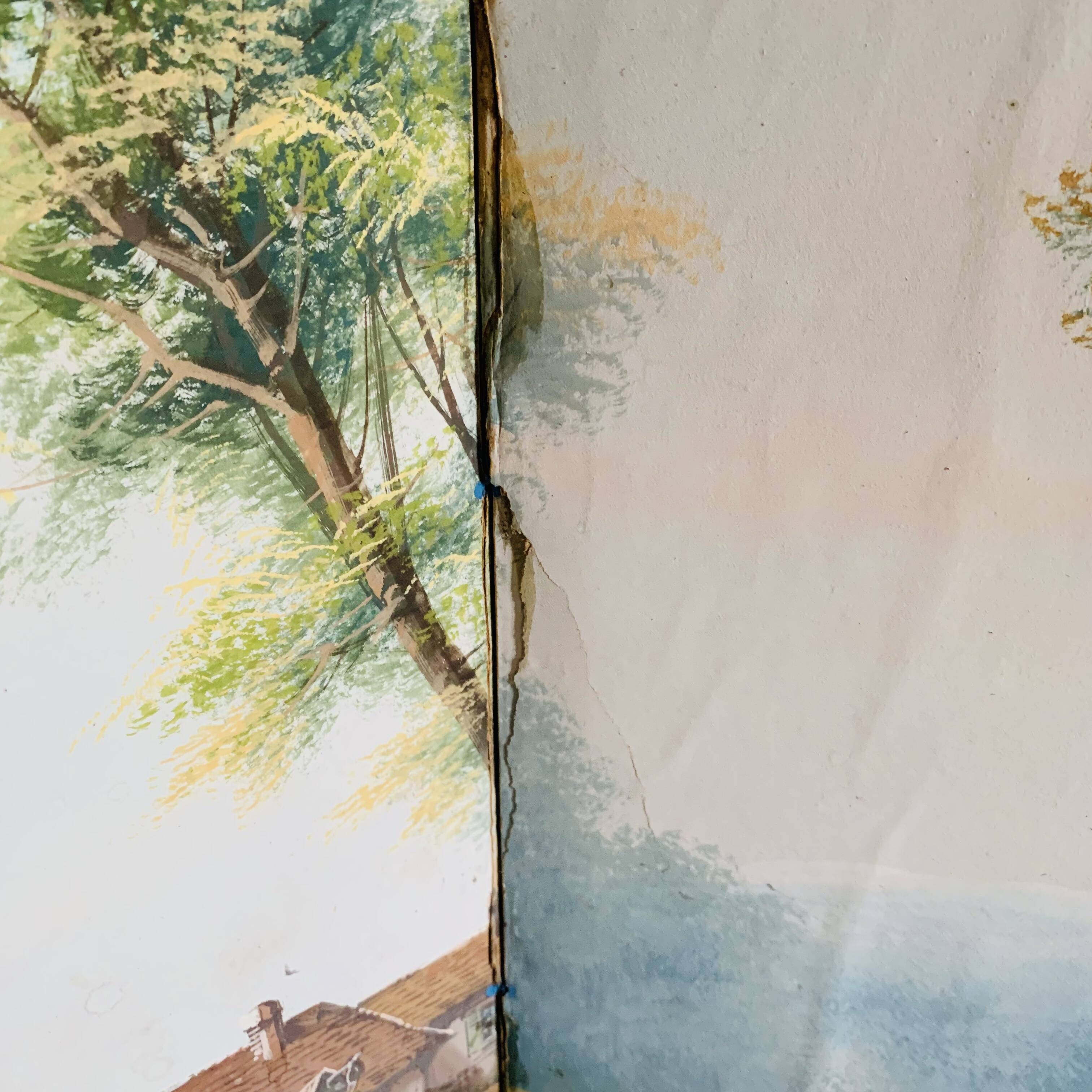 Screen made of painted canvas