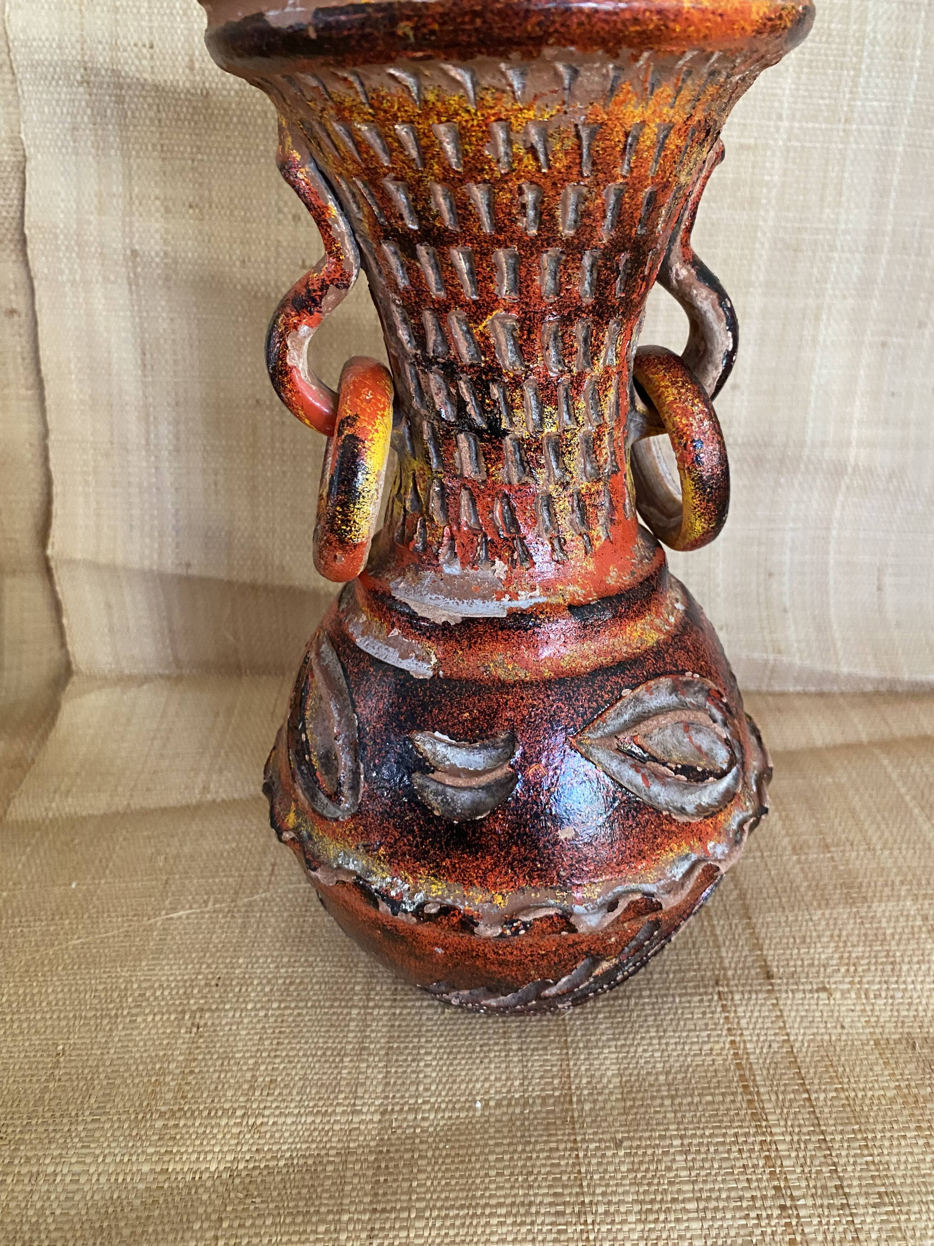 Ceramic vase from the 60s-70s.