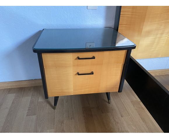 Bed frame set 140 X 190 and 2 lacquered bedside tables