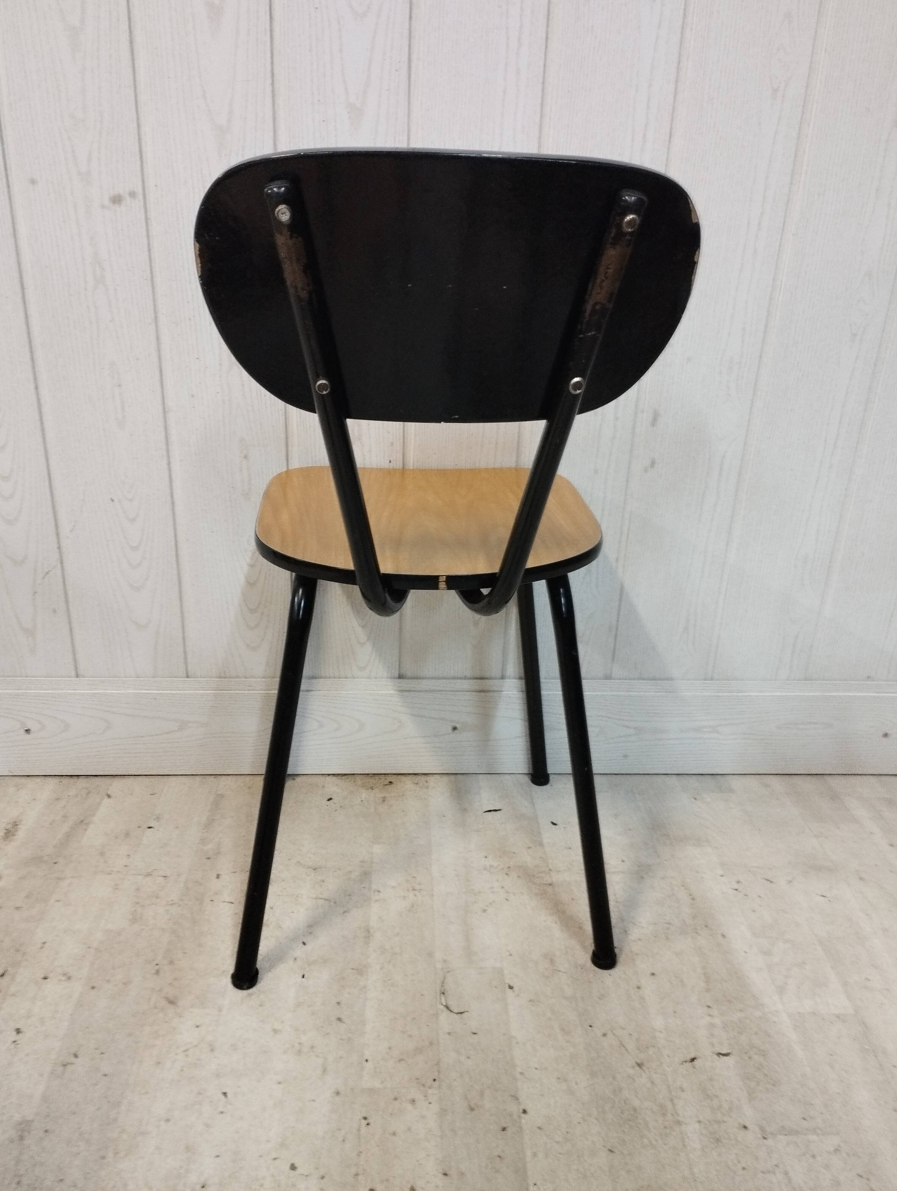 Set of 4 vintage chairs in formica