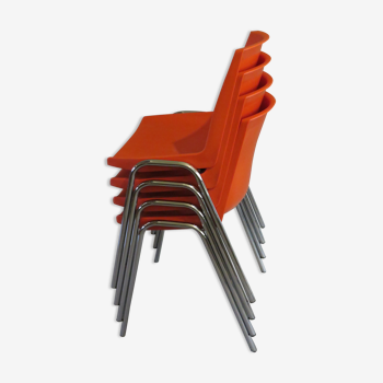 4 chaises empilables 1970