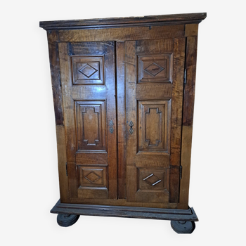 Armoire normande d'epoque