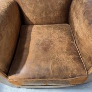 Antique 20th century tan leather club armchair