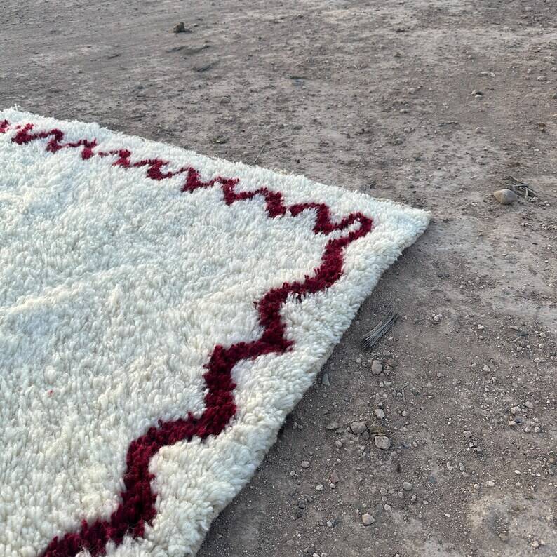 Natural wool rug 250cmx150cm