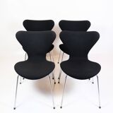 Set Of 4 Seven Chairs Model 3107 Original Upholstered In Black Fabric By Arne Jacobsen