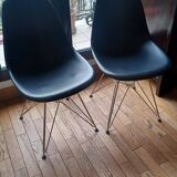 EAMES  CHAIR DSR Pieds Tour Eiffel