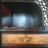 Japanese-style showcase