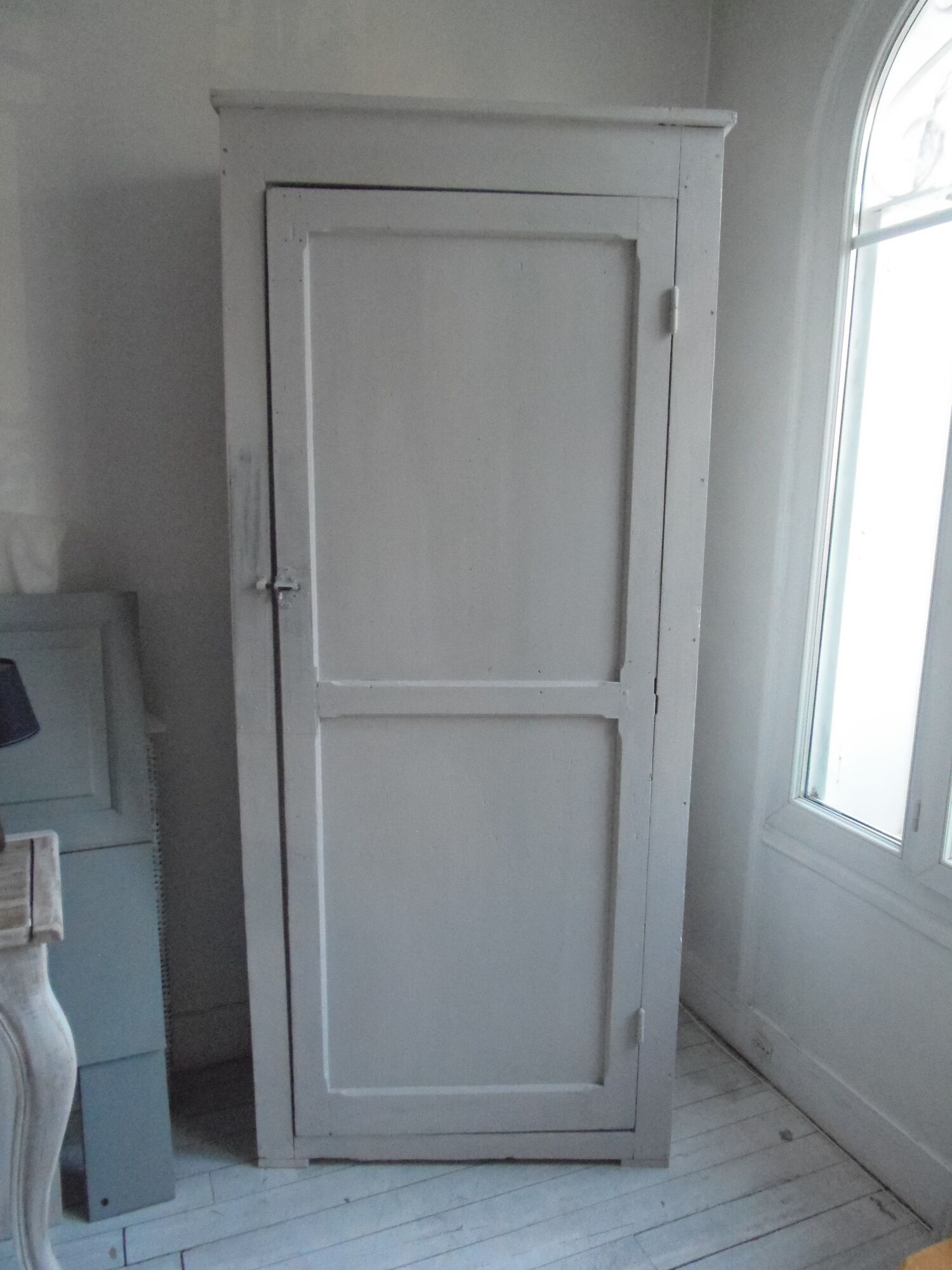 Shallow vintage parisian wardrobe