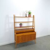 Teak fineer kast uit Zweden met lades, legplank en uitschuifbare plank