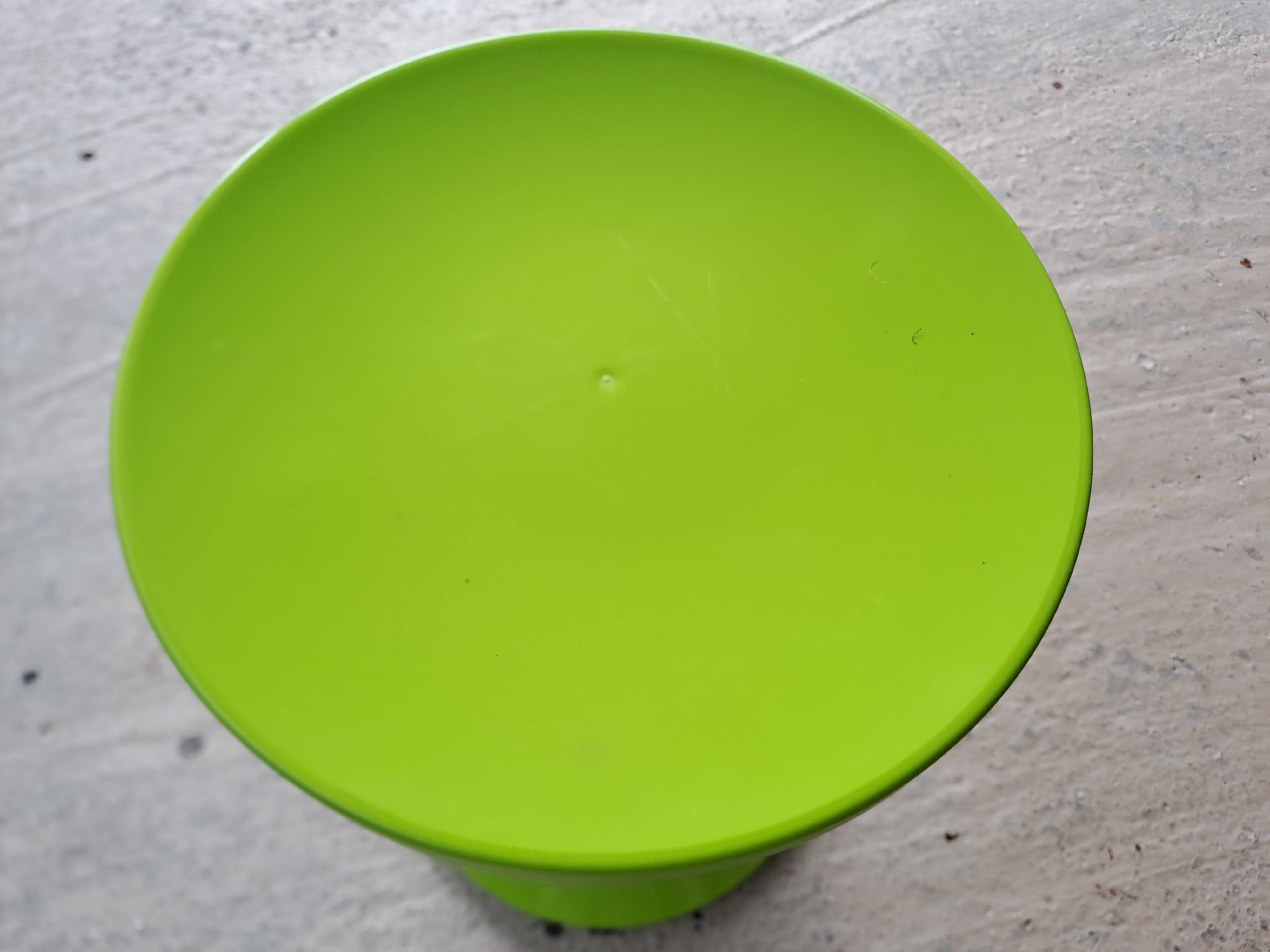 Tamtam stool towards pistachio