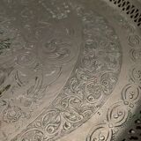 Large 20th century oriental tea tray engraved in metal color Width 66 cm