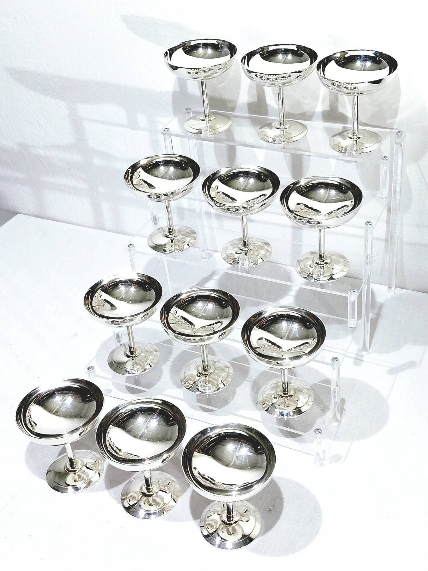 Christofle and Lino Sabattini - 12 Silver-Plated Metal Bowls