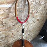 Ancienne raquette tennis courts professionnel bois