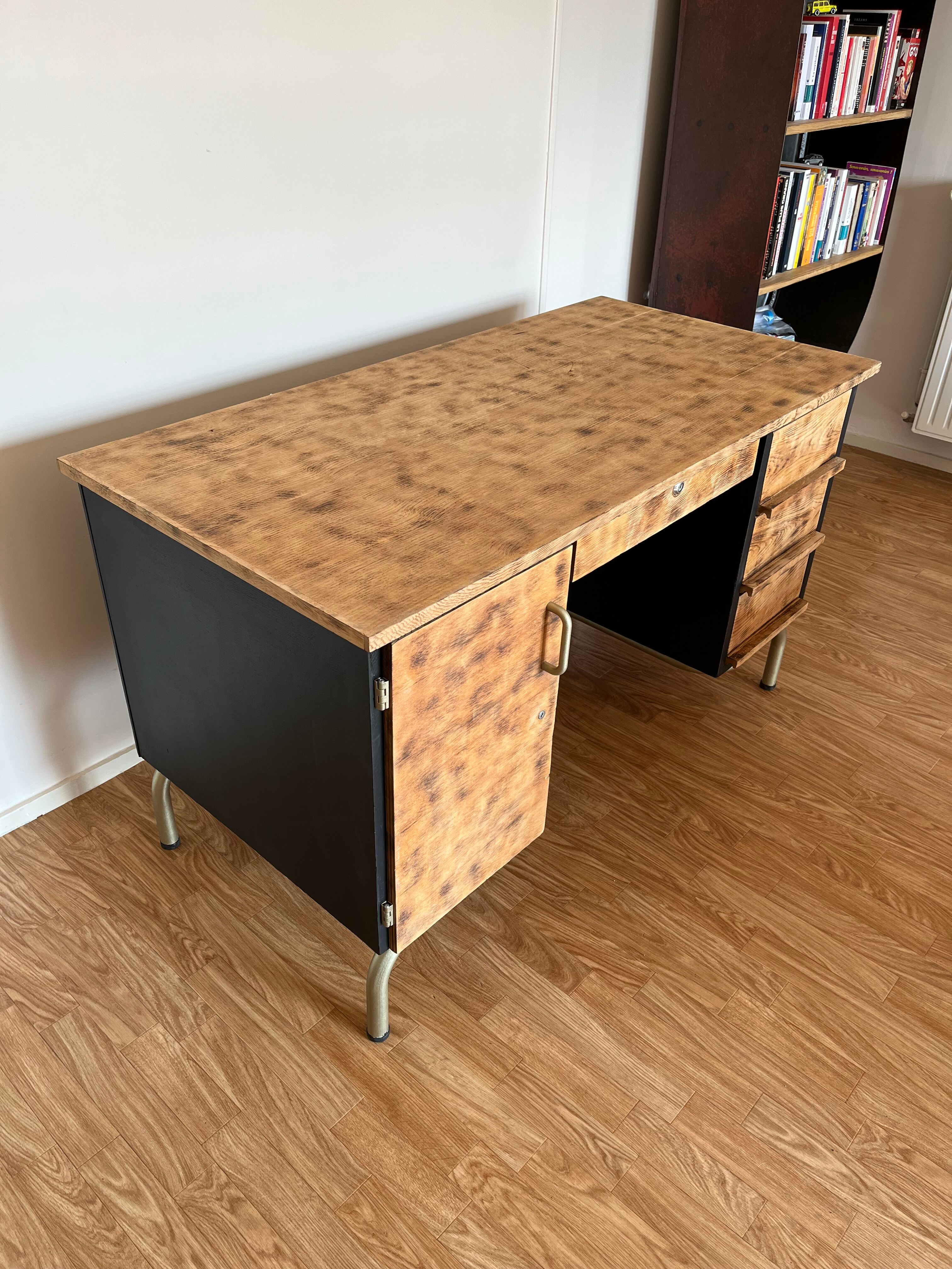 Bureau maitre d'école
