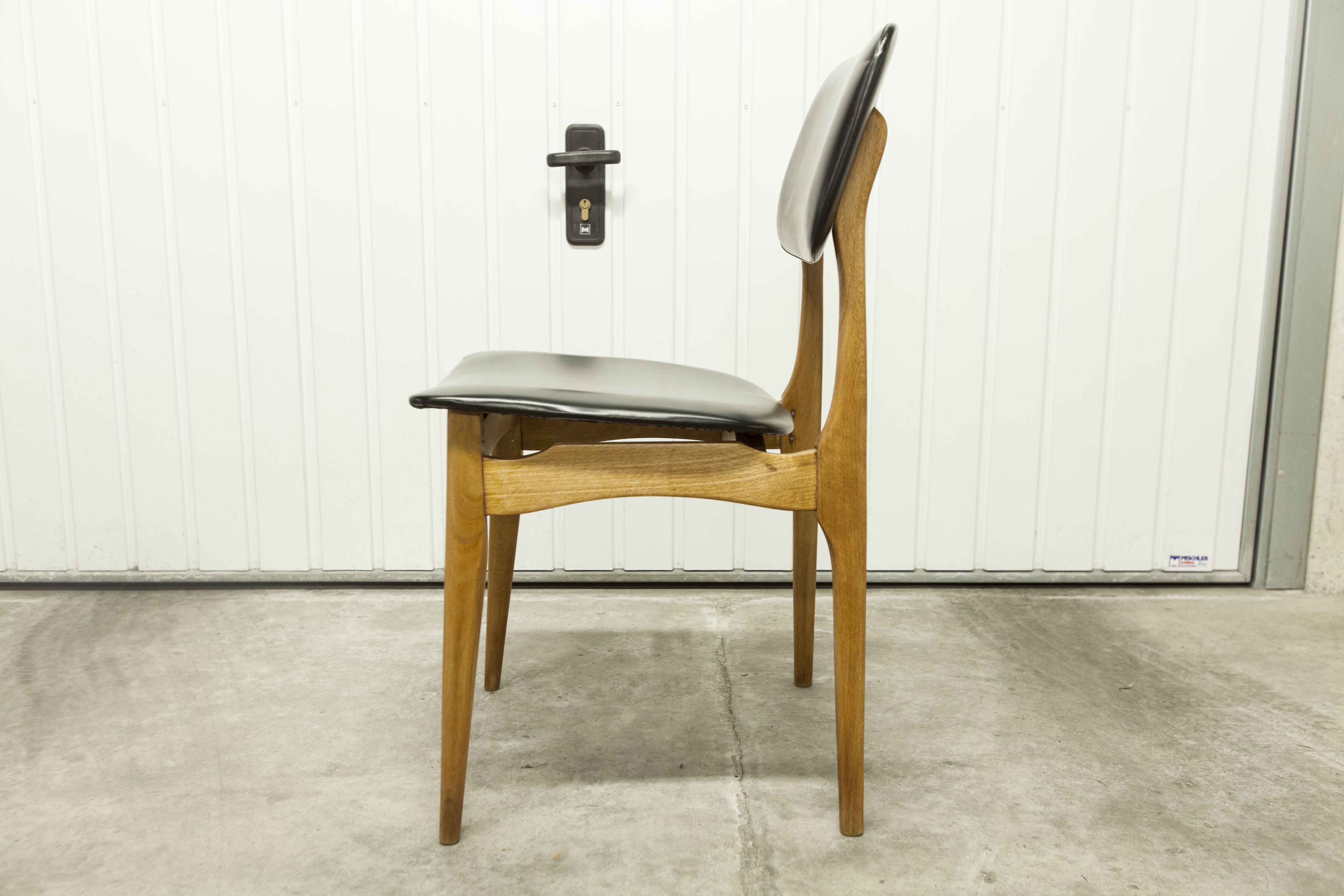 Scandinavian chair 1960 skai black