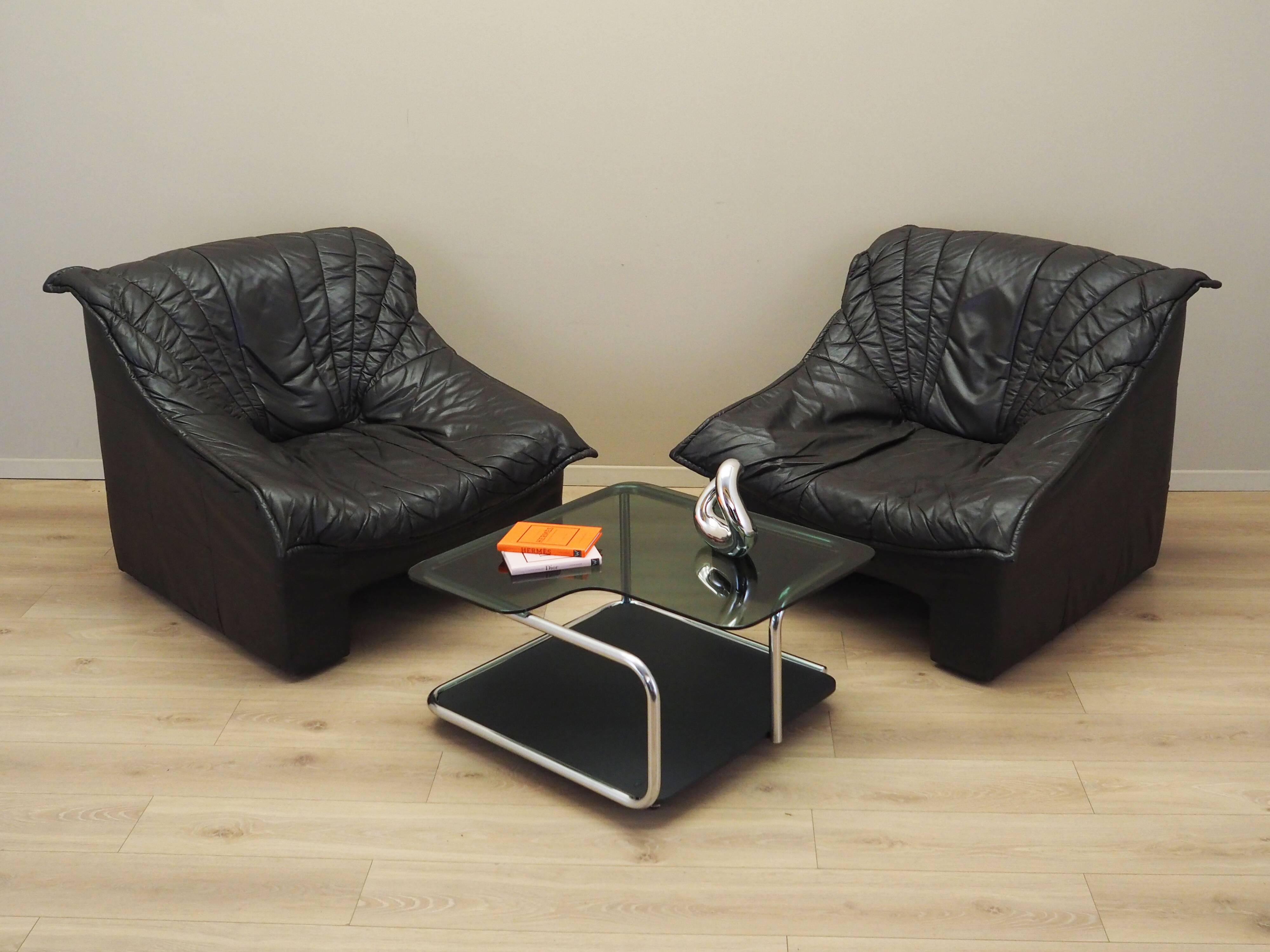 Fauteuil en cuir, design italien, années 1960, production : Italie