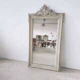 Rectangular mirror in light green lacquered wood with pediment H:1m39