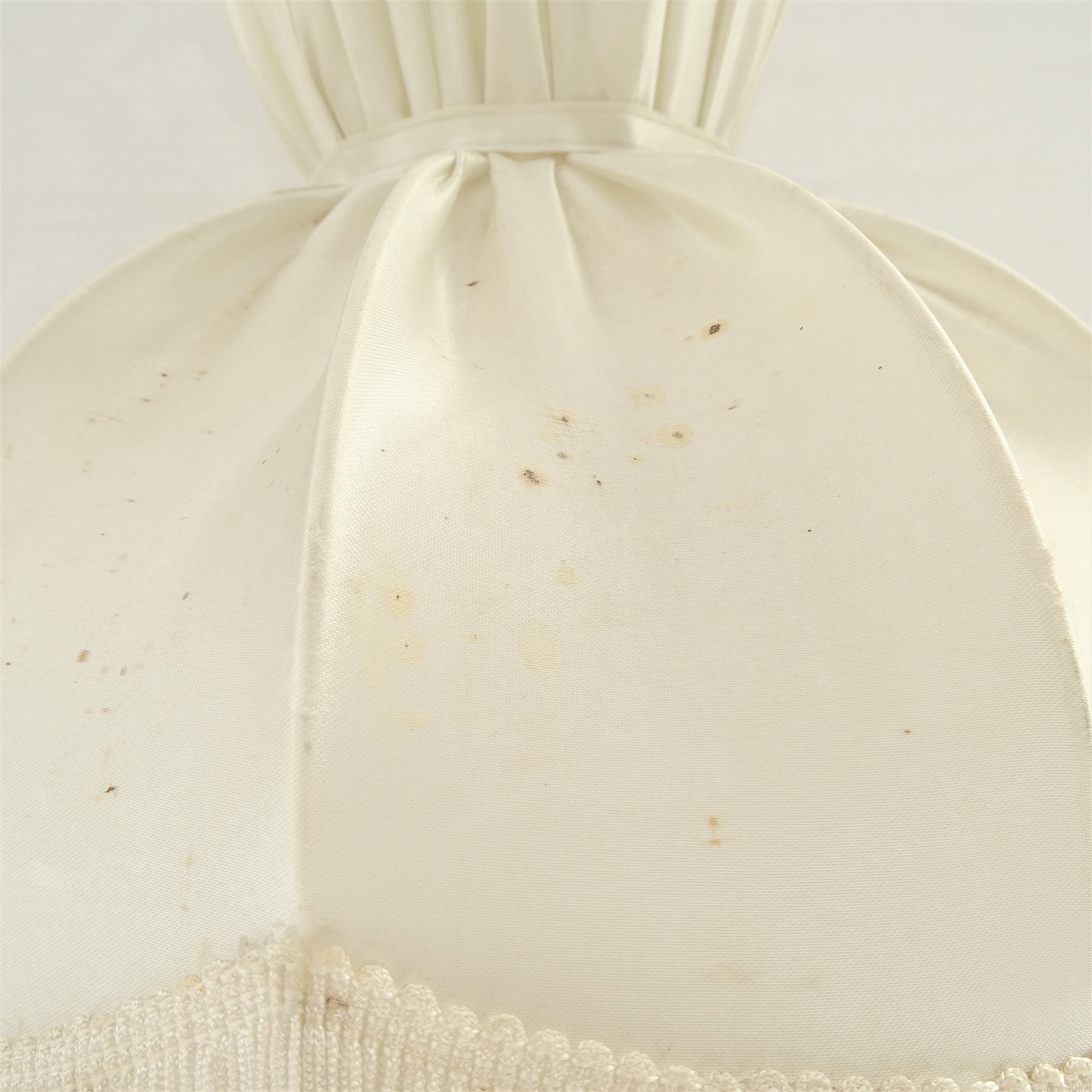 Pair of vintage bedside lamps