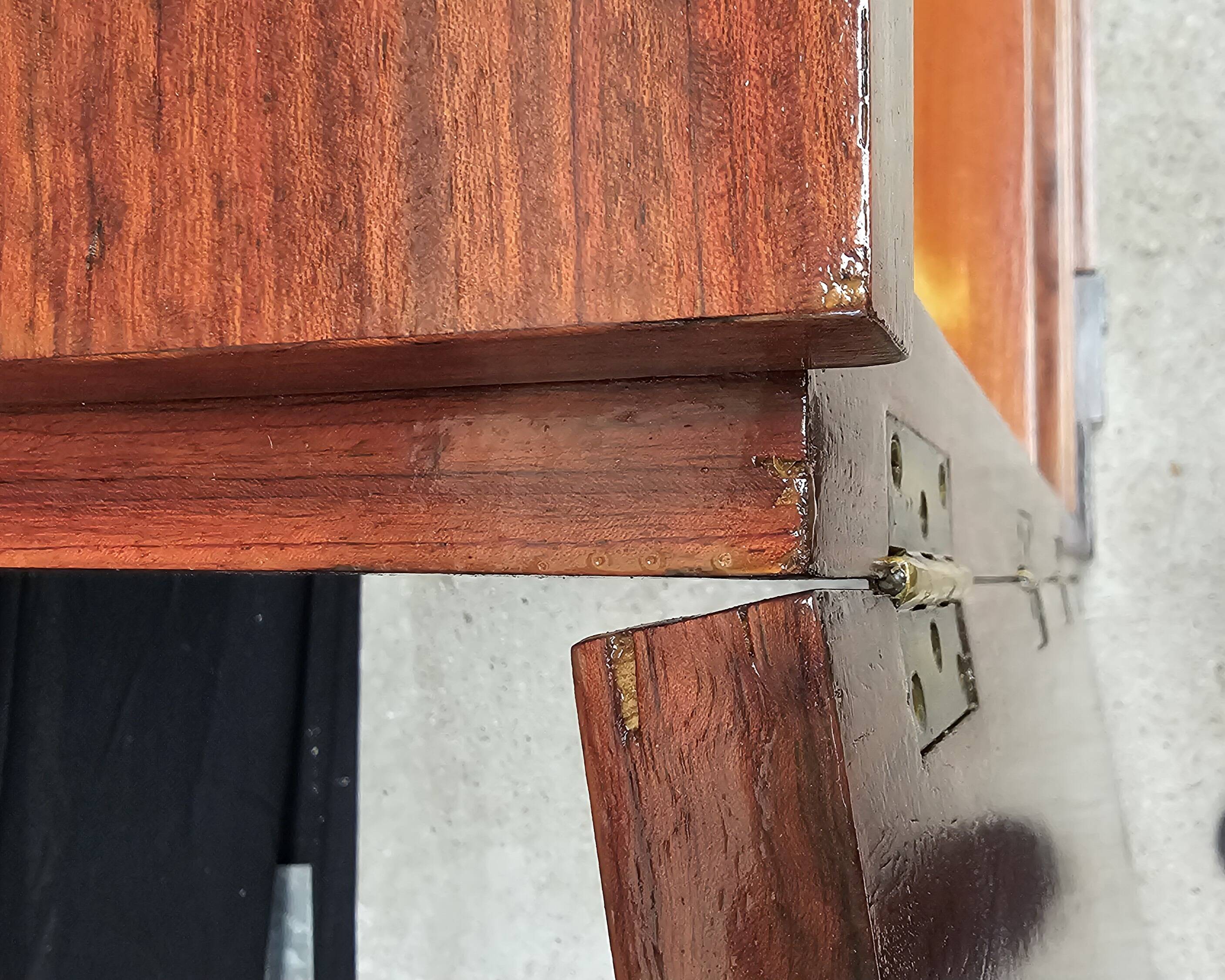 Art Deco buffet by Saddier & Fils in solid rosewood and veneer.