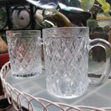 3 diamond-patterned glass mugs