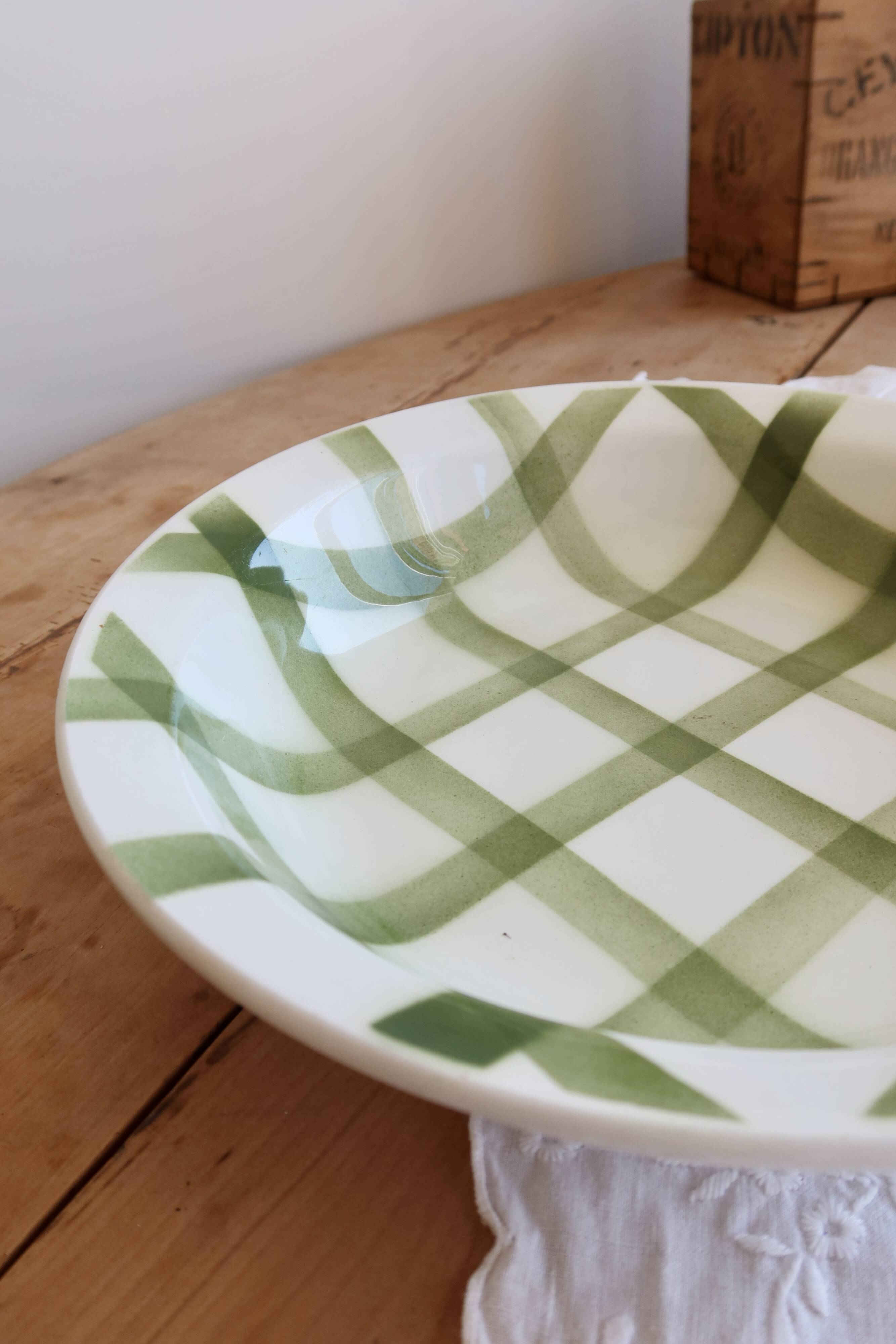 Vintage hollow round serving dish - Green Tablecloth model