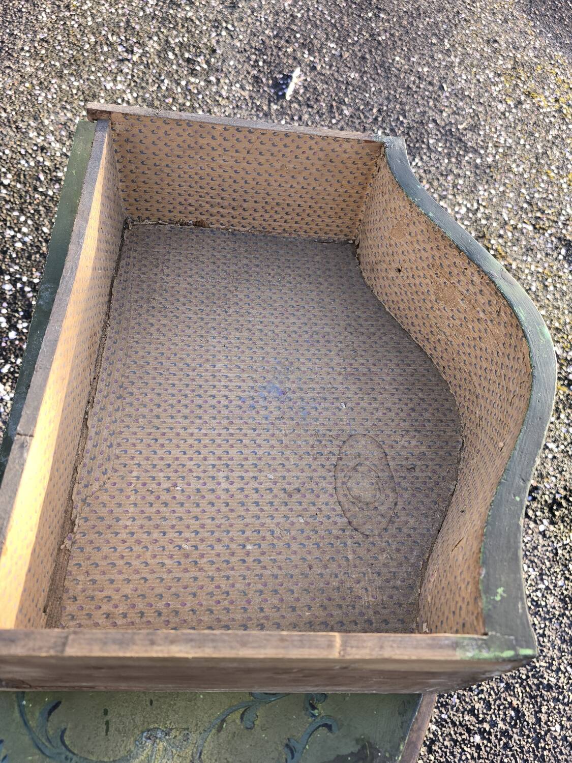 Antique vintage painted chest of drawers