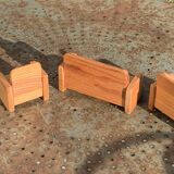 Set of furniture for dolls and dolls' houses, handcrafted, consisting of a sofa and two armchairs