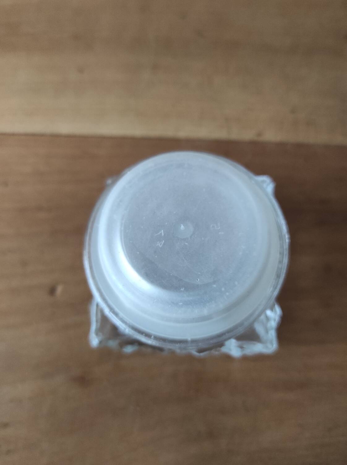 Glass whiskey decanter