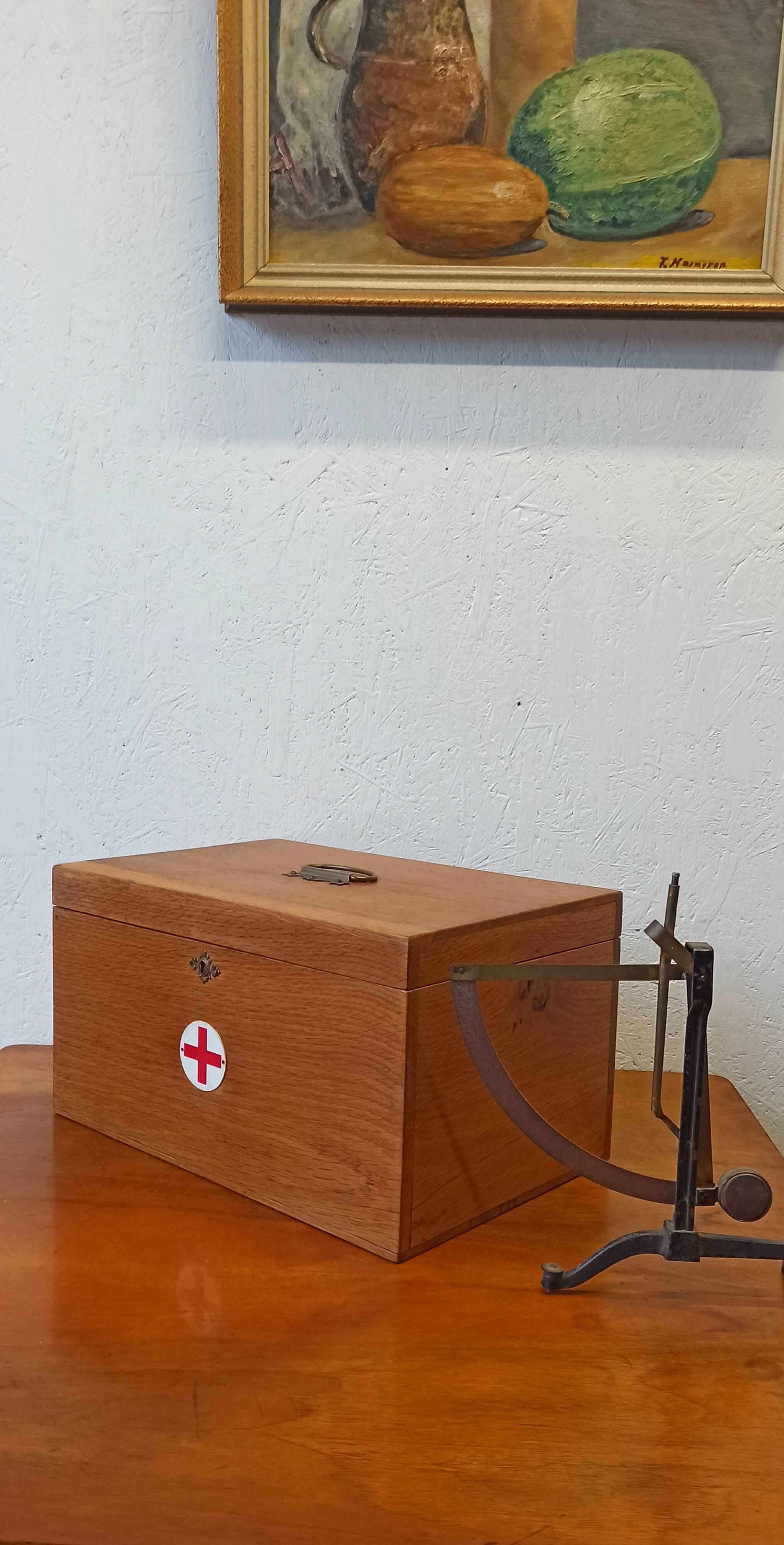 Old first aid kit Ch.O.Werner Stockholm.