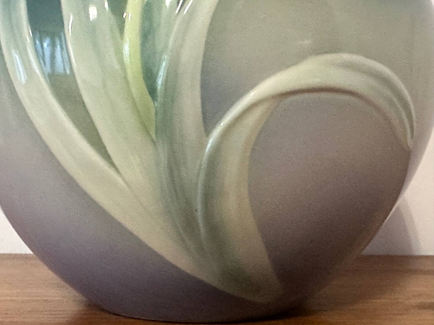 Vase Art nouveau en porcelaine signé Franz