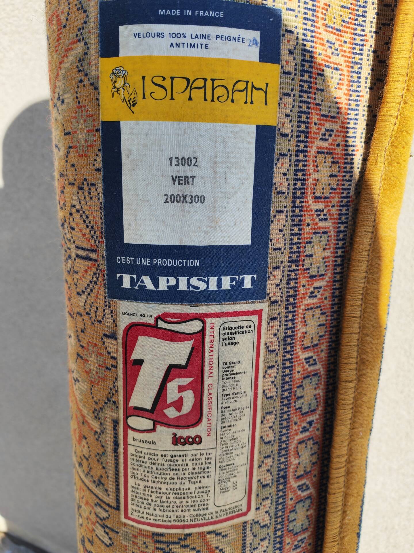 Isfahan carpet