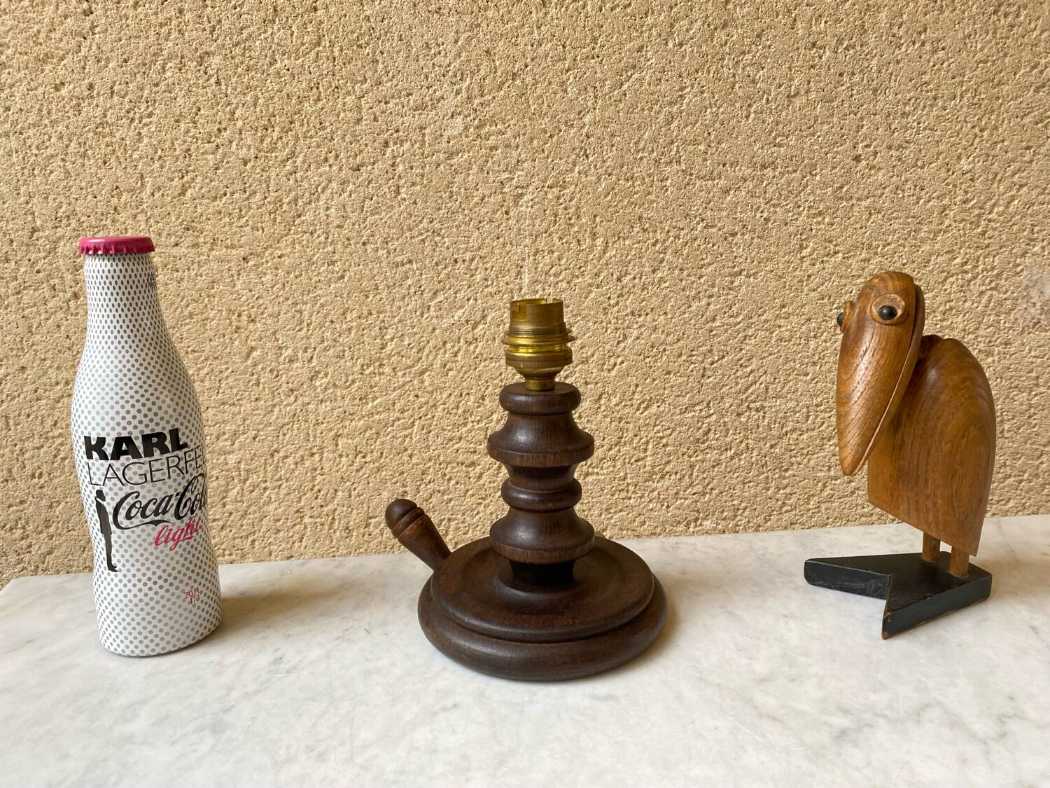 Turned wood lamp base, French craftsmanship, vintage art deco, minimalist, 40s/50s