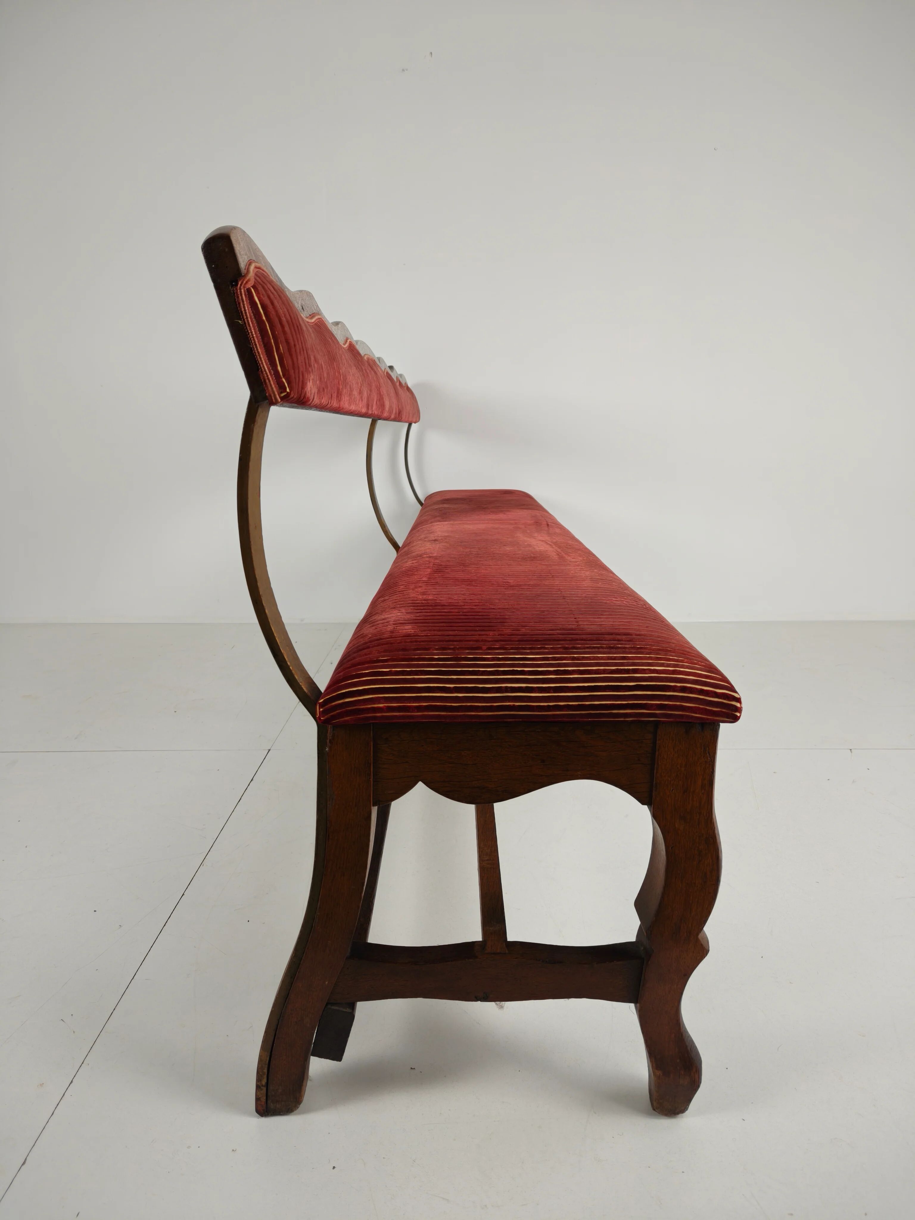 Unique early 20th century oak hall / dining bench