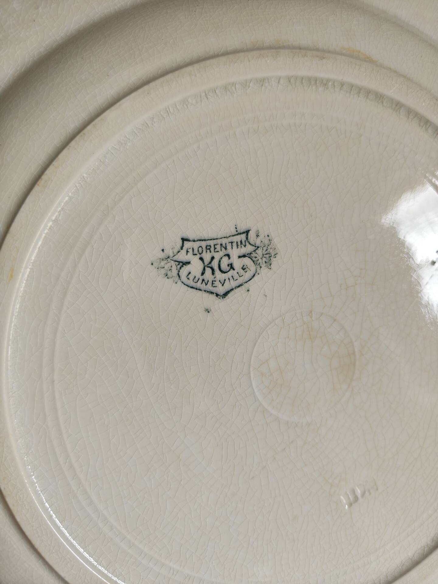 Serving dish