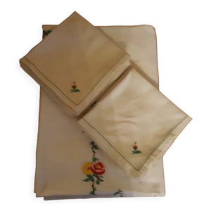 nappe  Fleurie  brodée - serviettes