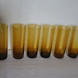 6 glasses orangeade in their leather bucket