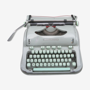 Machine a écrire Hermes 3000