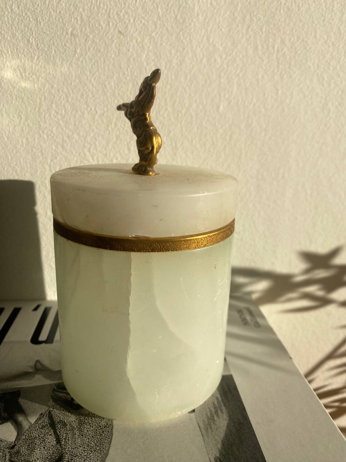 Marble and brass tobacco pot