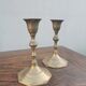 Paire de bougeoirs en laiton