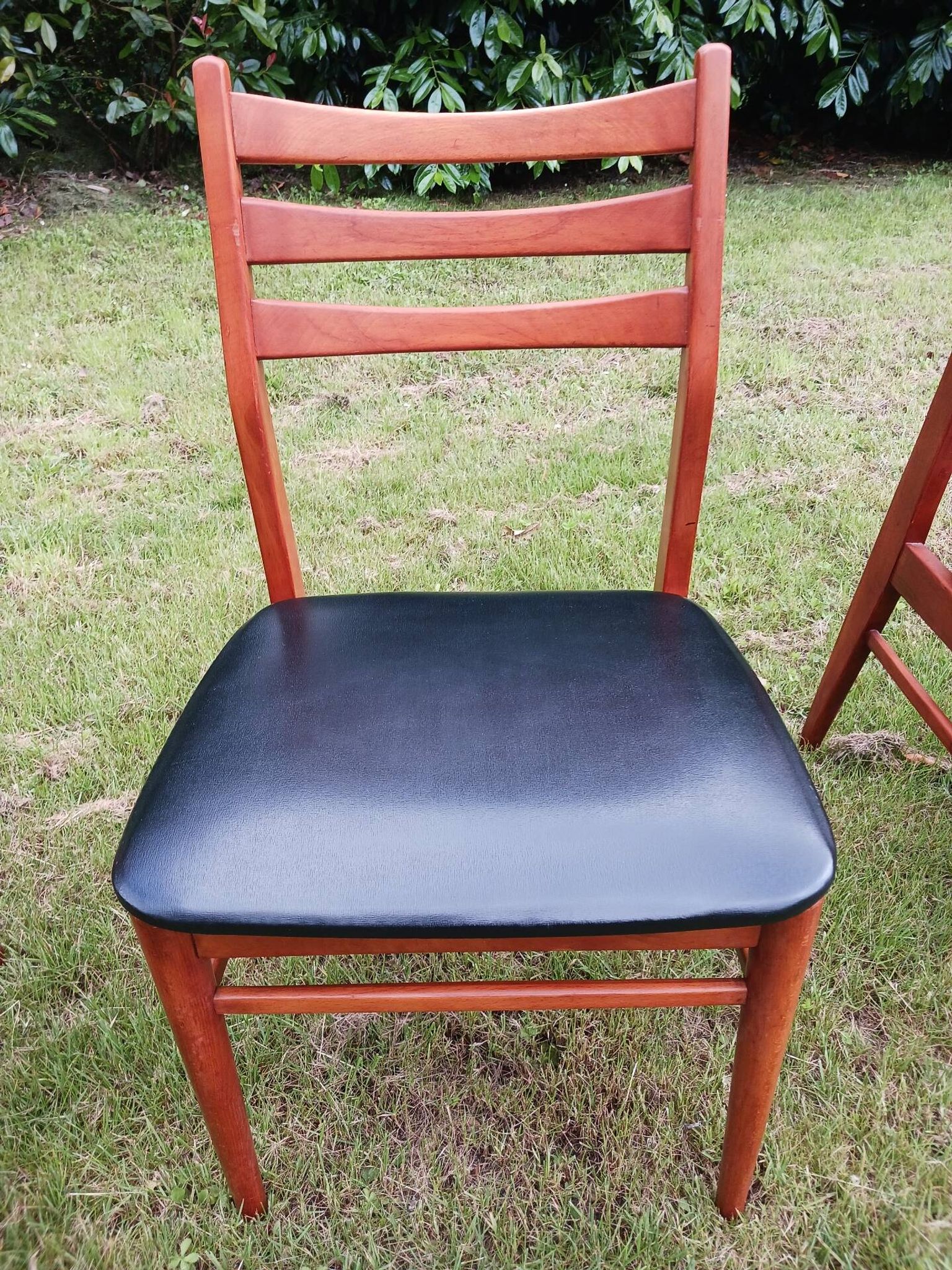 Set of 6 Scandinavian design chairs