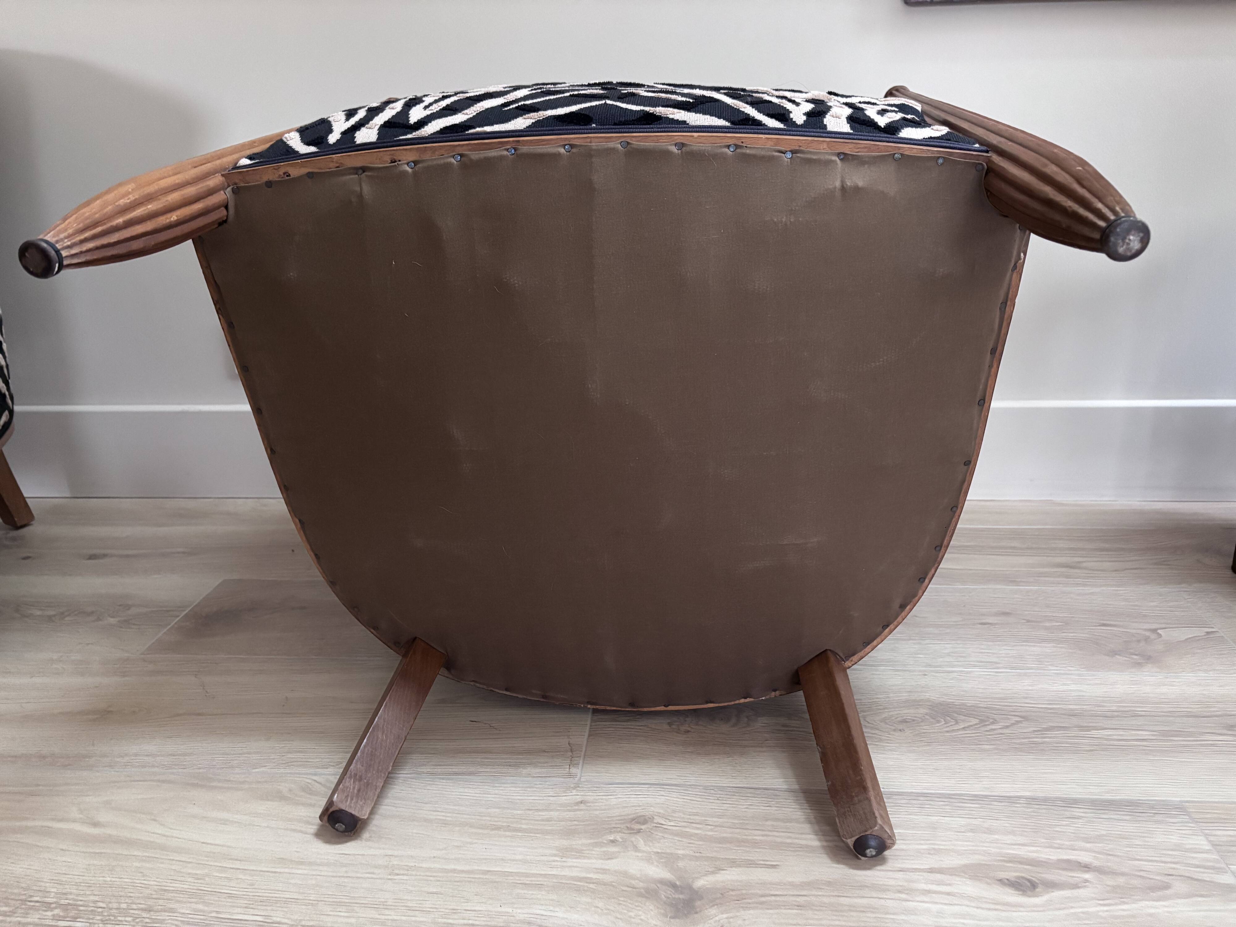 Paire de fauteuils tonneau