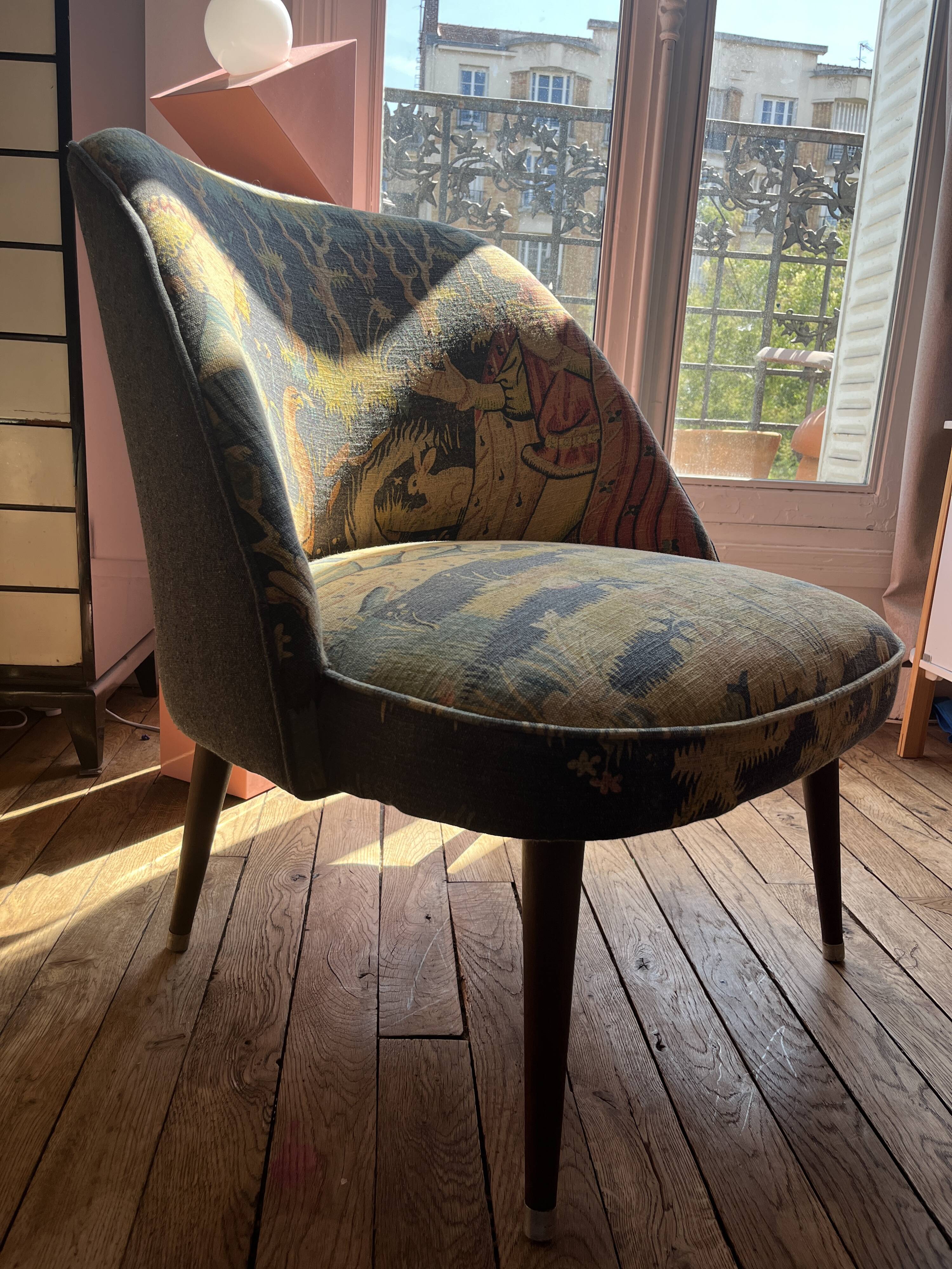 J. Tenreiro, Brazil. Concha armchair with tapered legs, Cluny tapestry 1400.