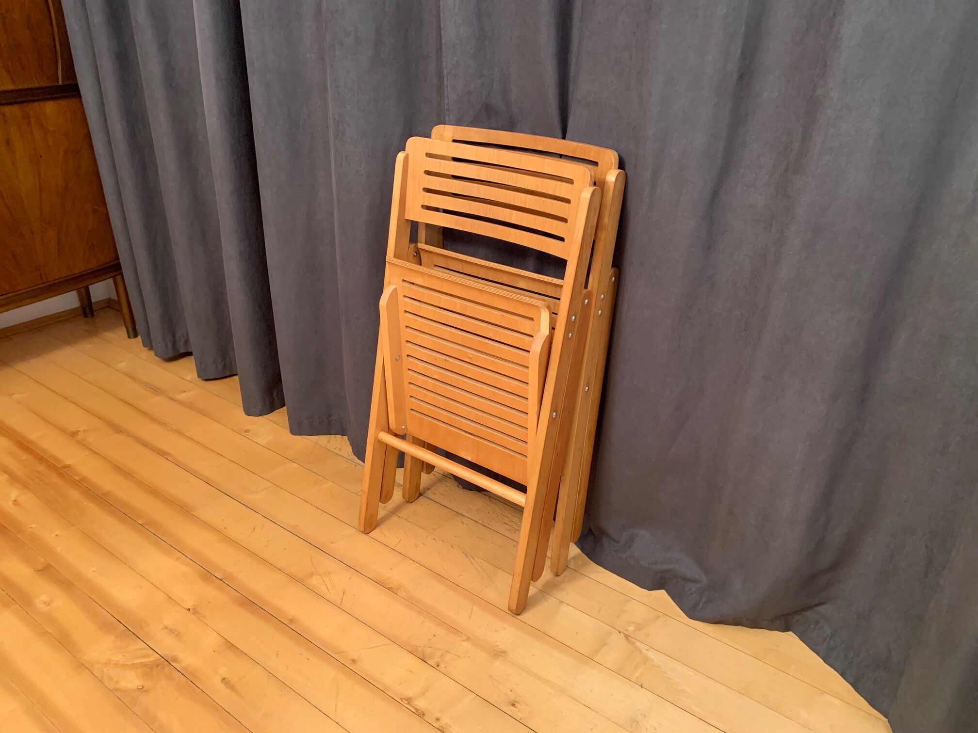 A pair of folding chairs, Netherlands, 1970s.
