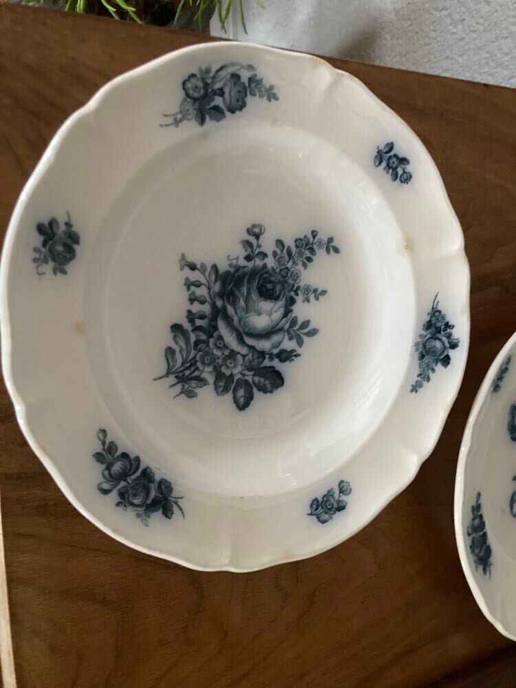 Lot 2 hollow plates Villeroy and Boch