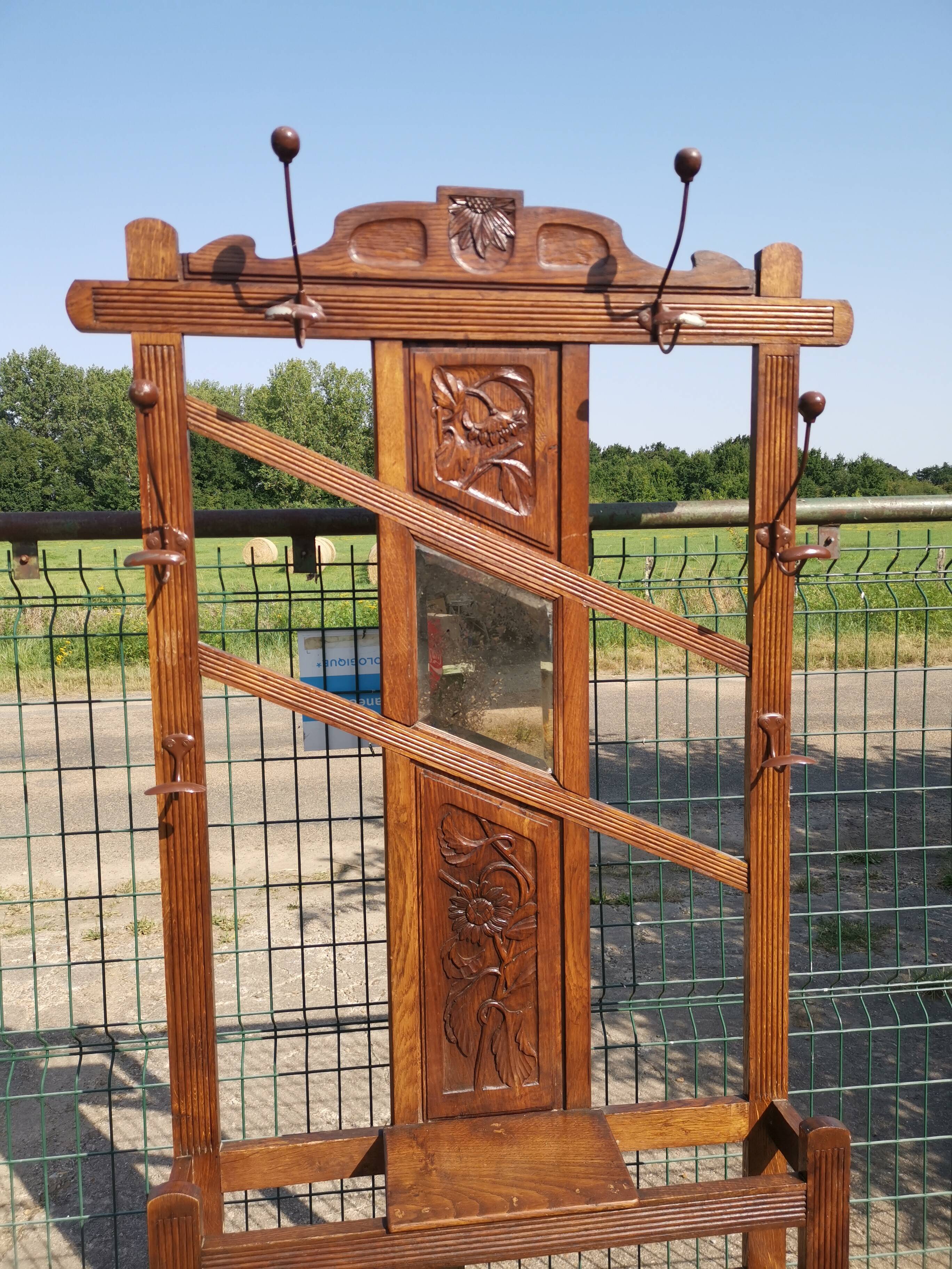 Coat rack wardrobe art deco style