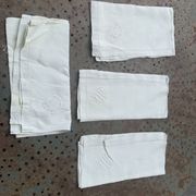 4 pastel yellow linen napkins, embroidered, AL monograms